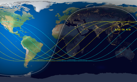 Las líneas muestran el recorrido del cohete chino y su posible lugar de impacto. Las líneas muestran el recorrido del cohete chino y su posible lugar de impacto.
