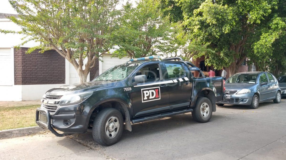 Uno de los domicilios que fueron allanados por los pesquisas de la ExPDI.