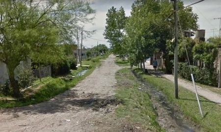 Degollaron con una lanza de hierro a un joven en una fiesta clandestina Degollaron con una lanza de hierro a un joven en una fiesta clandestina