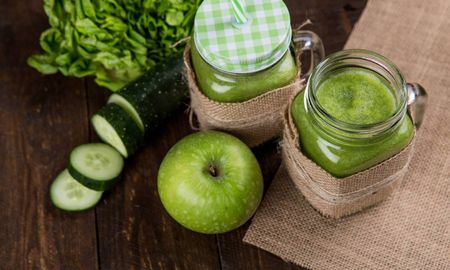 Juego verde detox para el dolor de cabeza Juego verde detox para el dolor de cabeza