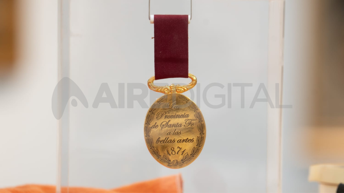 En 1870, Sor Josefa particip&oacute; de una muestra de arte a pedido del presidente Sarmiento, en ese entonces Josefa ten&iacute;a 189 a&ntilde;os. Cuando ella vuelve de la muestra, la Legislatura le entrega una medalla por su participaci&oacute;n. La insignia se perdi&oacute;, es por esto que se decidi&oacute; realizar una r&eacute;plica que se exhibir&aacute; al p&uacute;blico que visite el espacio.