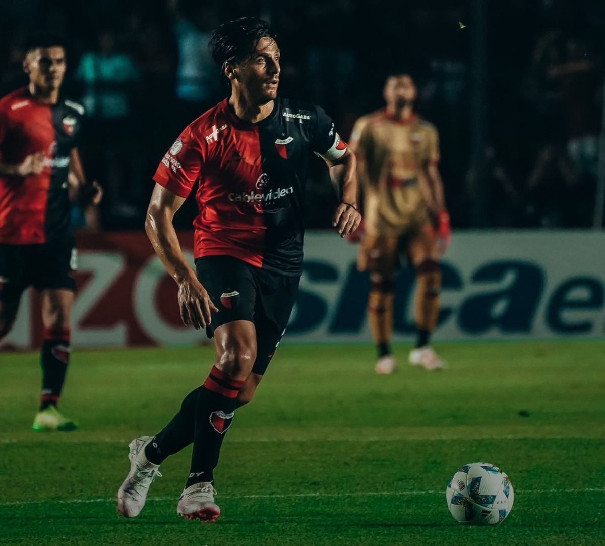 Sebastián Prediger, uno de los puntos altos en el triunfo de Colón ante Almirante Brown. Sebastián Prediger, uno de los puntos altos en el triunfo de Colón ante Almirante Brown.