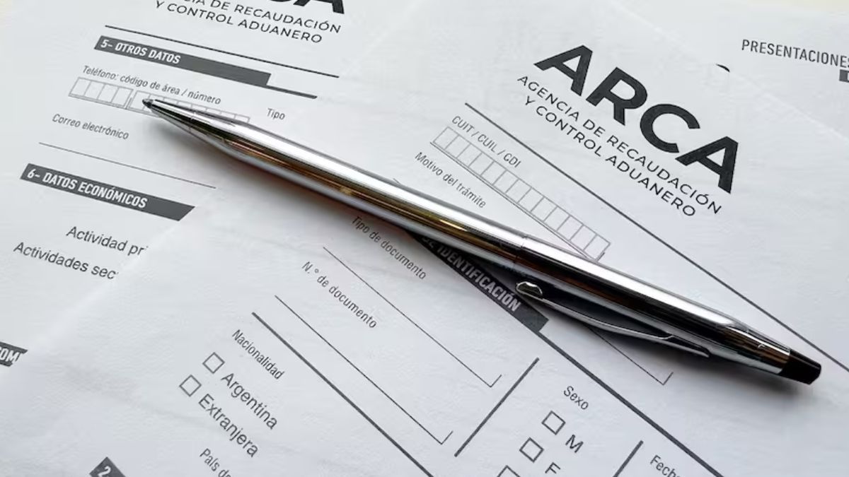 La nueva medida apunta a reducir la burocracia en ciertas transacciones y aliviar la carga administrativa de entidades bancarias. La nueva medida apunta a reducir la burocracia en ciertas transacciones y aliviar la carga administrativa de entidades bancarias.