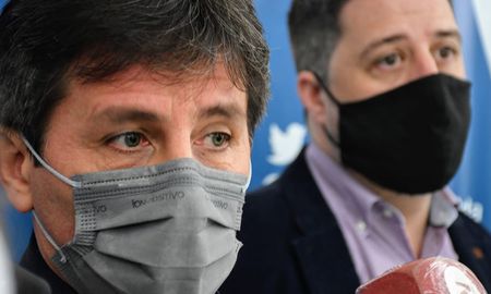 El fiscal Schiappa Pietra reveló que el arrepentido Leonardo Peiti, cuando ya estaba imputado, puso sus empresas a nombre del abogado Chemes. El fiscal Schiappa Pietra reveló que el arrepentido Leonardo Peiti, cuando ya estaba imputado, puso sus empresas a nombre del abogado Chemes.