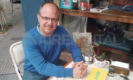 Alejandro Grimson habló con AIRE sobre su gestión como asesor presidencial en el gobierno de Alberto Fernández. Alejandro Grimson habló con AIRE sobre su gestión como asesor presidencial en el gobierno de Alberto Fernández.