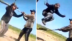 altText(VIDEO: jóvenes torturaron a una serpiente para divertirse y ambientalistas piden una sanción)}