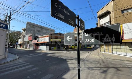El episodio ocurrió en la intersección entre Mendoza y 9 de Julio. El episodio ocurrió en la intersección entre Mendoza y 9 de Julio.