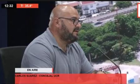 Tras el cierre del año legislativo en la ciudad de Santa Fe, el concejal de la UCR, Carlos Suárez, visitó los estudios de Aire de Santa Fe ubicados en ATE Casa España y en diálogo con los periodistas Luis Mino y José Curiotto realizó un balance del 2020, al que calificó como “difícil y complicado”. Tras el cierre del año legislativo en la ciudad de Santa Fe, el concejal de la UCR, Carlos Suárez, visitó los estudios de Aire de Santa Fe ubicados en ATE Casa España y en diálogo con los periodistas Luis Mino y José Curiotto realizó un balance del 2020, al que calificó como “difícil y complicado”.