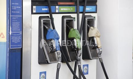 Los precios de los combustibles se mantienen congelados desde diciembre del 2019. Los precios de los combustibles se mantienen congelados desde diciembre del 2019.