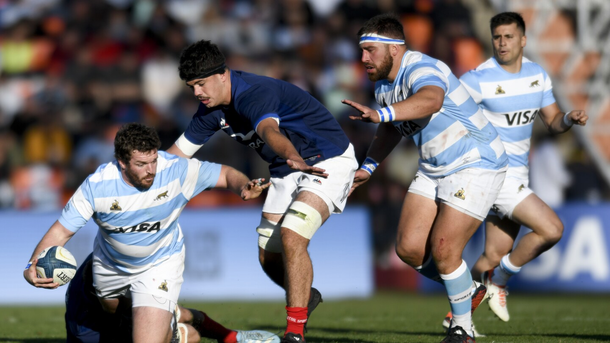 Dos jugadores de la Selección francesa de rugby fueron detenidos por presunto abuso sexual.