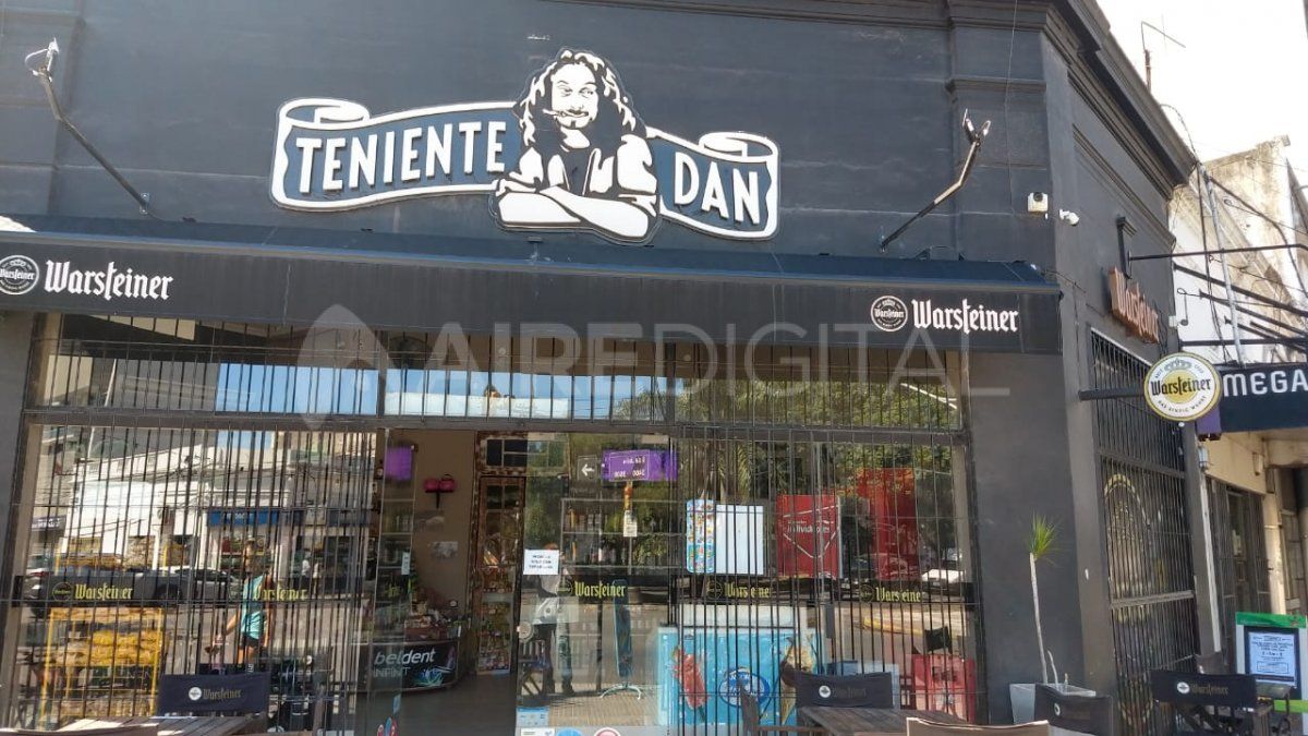 Teniente Dan fue blanco de los ladrones al menos cuatro veces desde que abrió el negocio