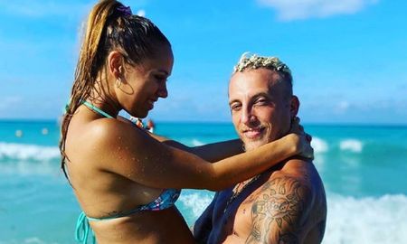 El Polaco y Barby Silenzi se pusieron de novios hace un año. El Polaco y Barby Silenzi se pusieron de novios hace un año.