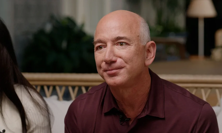Jeff Bezos anunció que donará la mayoría de su fortuna en vida Jeff Bezos anunció que donará la mayoría de su fortuna en vida