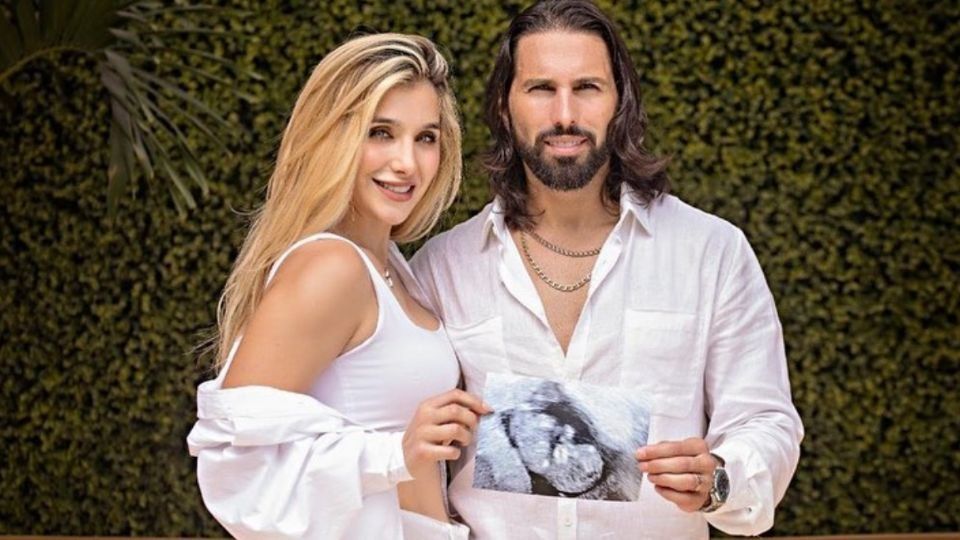 Poncho de Nigris y Marcela Mistral serán padres.