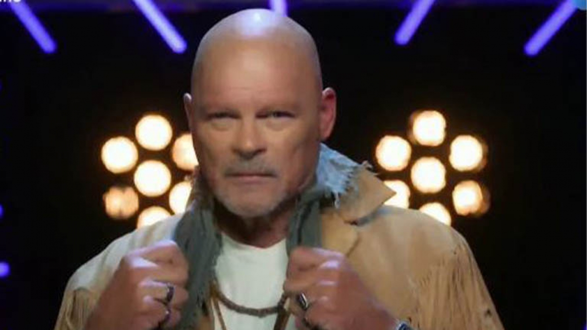 El hermano de Walter “Alfa” Santiago, Sergio Santiago, se mostró enfurecido.