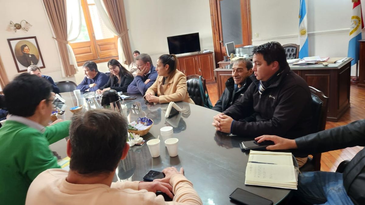 La mesa paritaria de los trabajadores municipales se reunió este martes en Santa Fe.