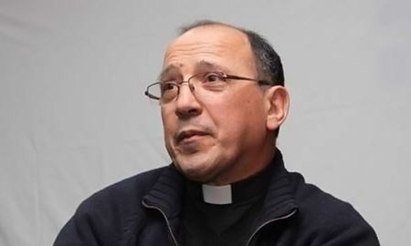 El papa Francisco nombró este jueves al sacerdote argentino Alejandro Bunge como nuevo responsable de la oficina de personal del Vaticano El papa Francisco nombró este jueves al sacerdote argentino Alejandro Bunge como nuevo responsable de la oficina de personal del Vaticano