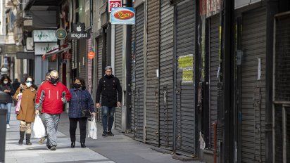 Récord de casos y muertes por coronavirus en Argentina