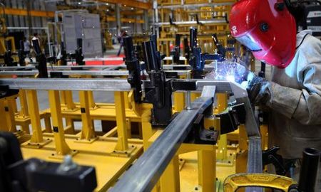 la actividad industrial se desplomo un 8,1% en junio la actividad industrial se desplomo un 8,1% en junio