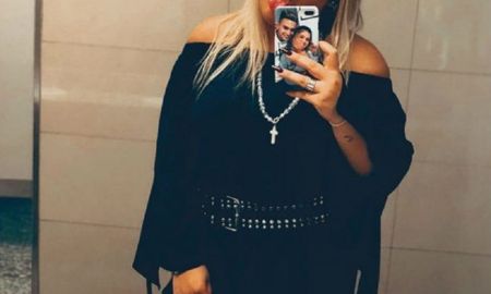 con un look sexy, morena rial se lanzo como cantante en los martin fierro digital con un look sexy, morena rial se lanzo como cantante en los martin fierro digital