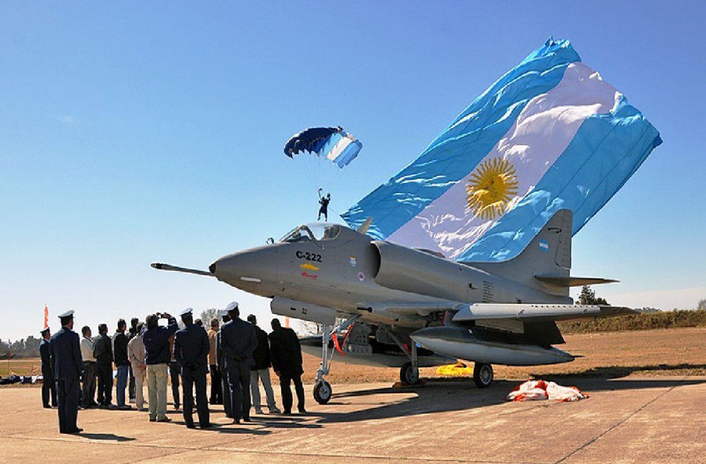 Efemérides del 10 de agosto: se celebra el Día Nacional de la Fuerza Aérea