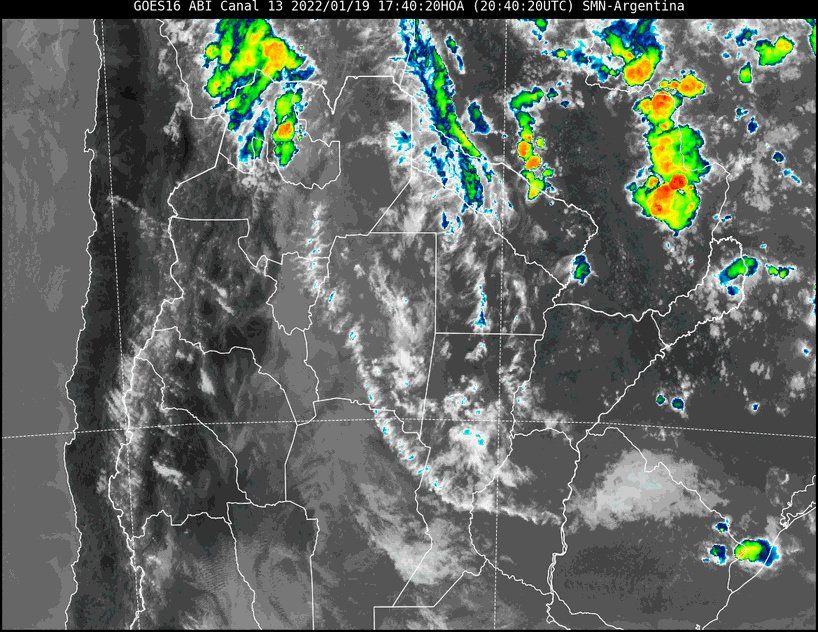 Imagen satelital del miércoles a las 17.40 horas.