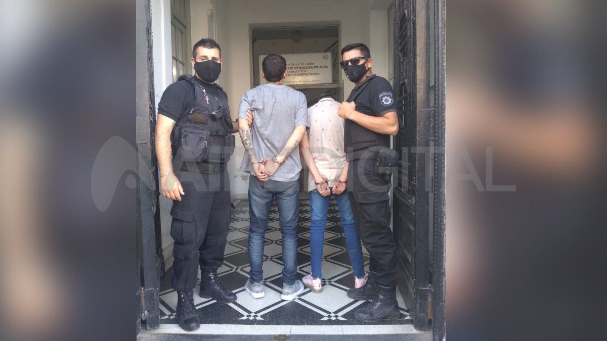 Los dos muchachos firmaron condenas a través de procedimientos abreviados