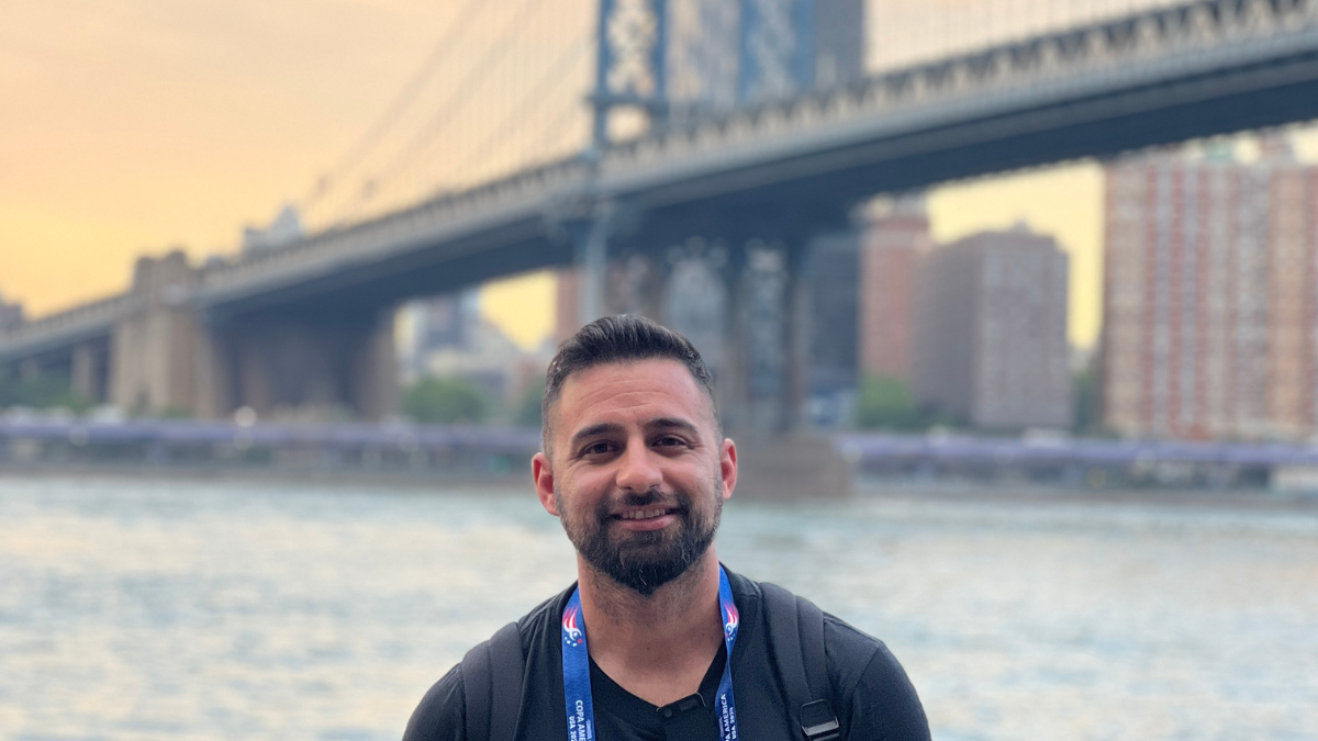 Adriel Driussi, periodista de AIRE, enviado especial a Estados Unidos para cubrir la Copa América. Recorrió lugares icónicos de la ciudad de Nueva York. Adriel Driussi, periodista de AIRE, enviado especial a Estados Unidos para cubrir la Copa América. Recorrió lugares icónicos de la ciudad de Nueva York.