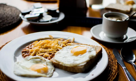 Si quieres perder peso, esto es lo que debes comer por la mañana