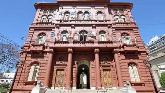 La Festram se solidarizó con el sindicato de trabajadores municipales de Rosario.&nbsp;