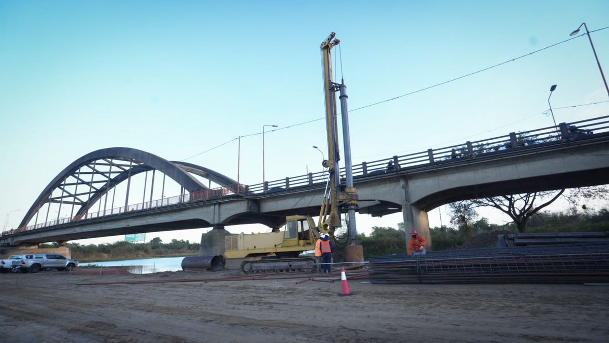 Los 136 pilotes representan la base estructural del viaducto más largo jamás construido por Vialidad Provincial. Los 136 pilotes representan la base estructural del viaducto más largo jamás construido por Vialidad Provincial.