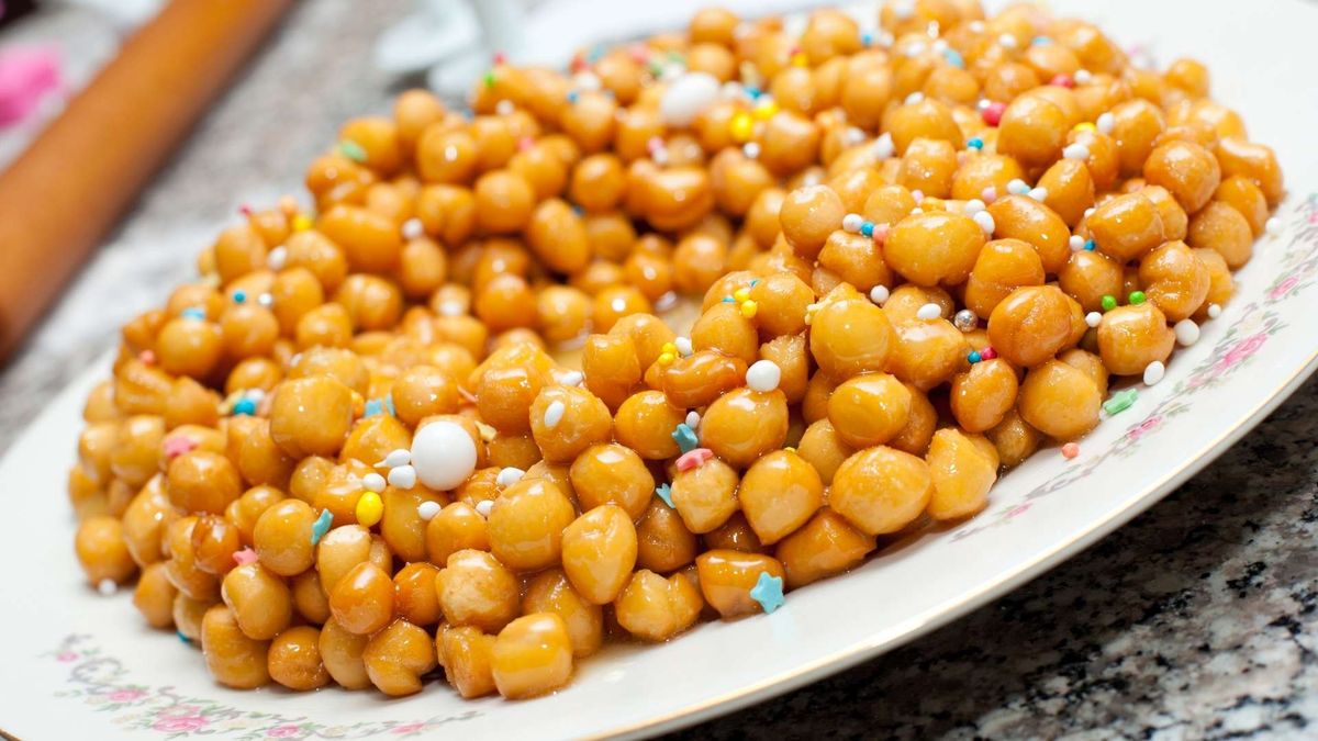 Cómo hacer pignolatas italianas Cómo hacer pignolatas italianas