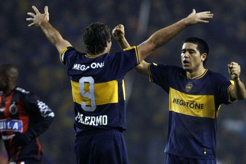 Mart&iacute;n Palermo y Juan Rom&aacute;n Riquelme