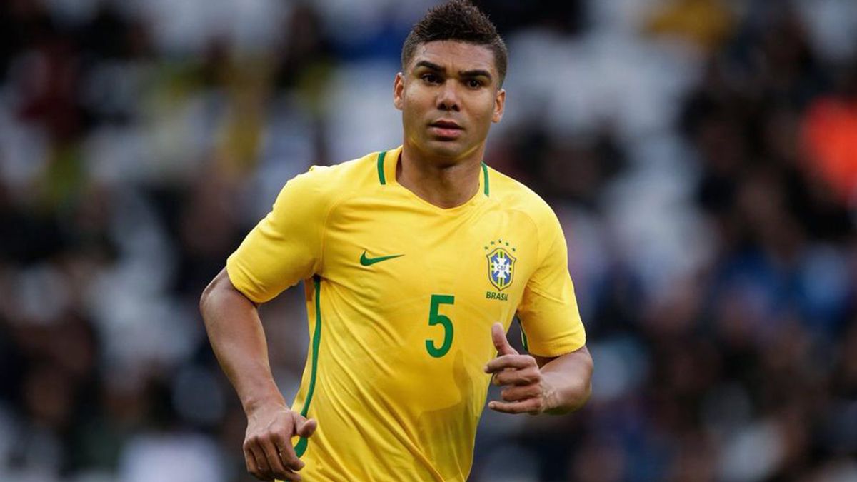 "Todos conocen nuestra opini&oacute;n. No podemos hablar de eso, pero no pararemos de hablar", dijo Casemiro, capit&aacute;n del equipo pentacampe&oacute;n del mundo.