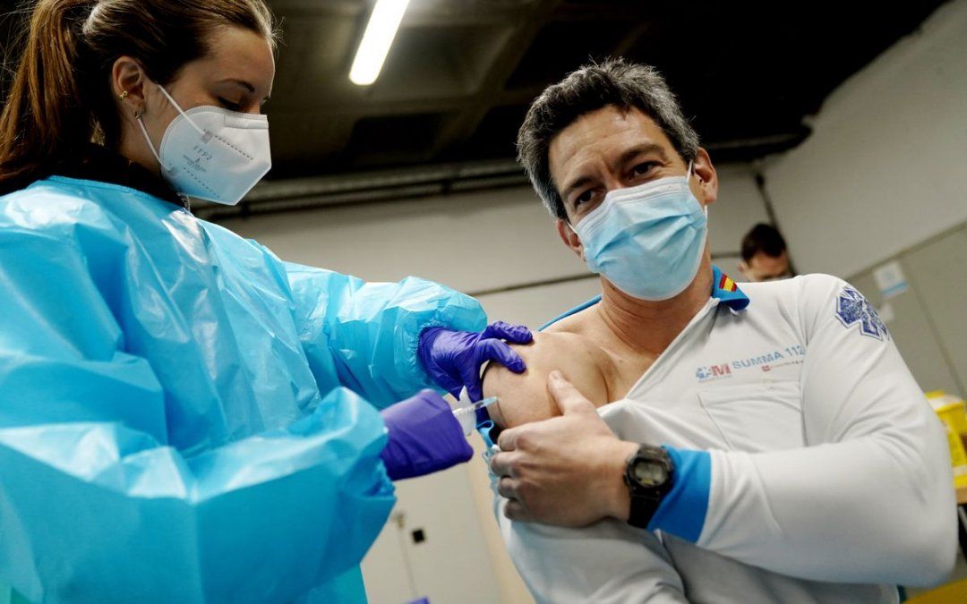 Solidarity PLUS es un ensayo que representa la mayor colaboración mundial entre los Estados miembros de la OMS e involucra a miles de investigadores en más de 600 hospitales en 52 países, 16 más que los que participaron en la primera fase de ensayos que se llamó Solidarity.