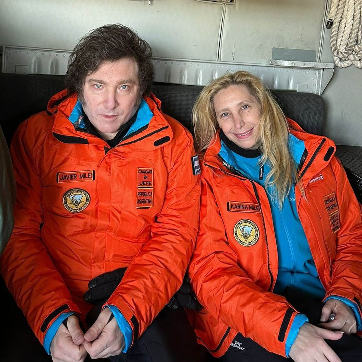 Javier y Karina Milei en su viaje a la Antártida. Javier y Karina Milei en su viaje a la Antártida.