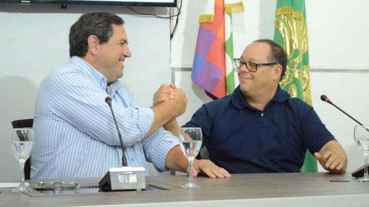 La Municipalidad de Reconquista firm&oacute; un convenio con el Club Platense Porvenir para organizar los Carnavales 2026.