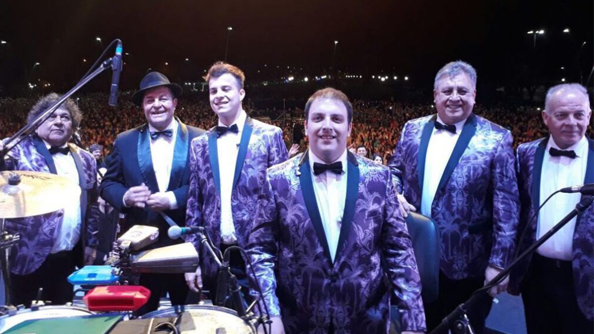 Las mujeres de la Filarmónica de Mendoza se negaron a tocar canciones misóginas con Los Palmeras