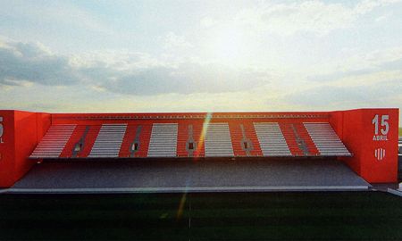 La maqueta de la platea de la tribuna Pujato Alta, en el estadio 15 de Abril. La maqueta de la platea de la tribuna Pujato Alta, en el estadio 15 de Abril.