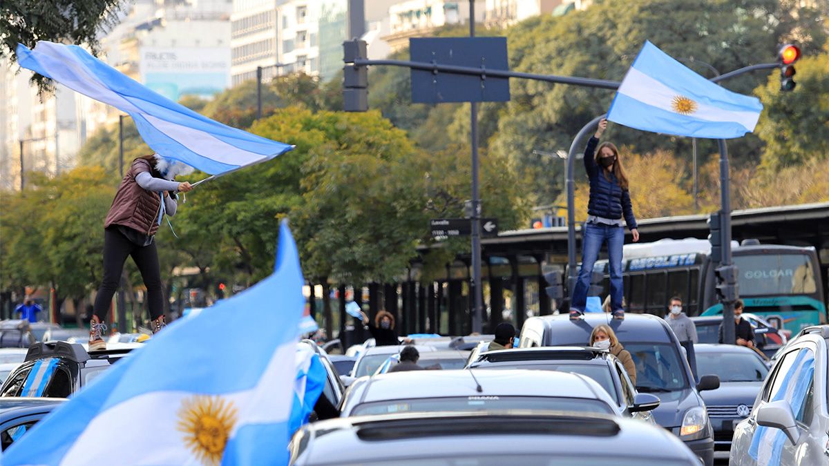 Marcha contra la reforma judicial y la cuarentena