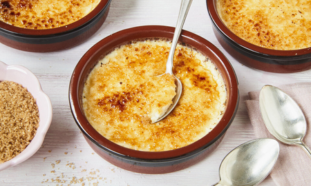 Crema catalana tradicional: la receta simple y con pocos ingredientes para hacer un postre delicioso Crema catalana tradicional: la receta simple y con pocos ingredientes para hacer un postre delicioso