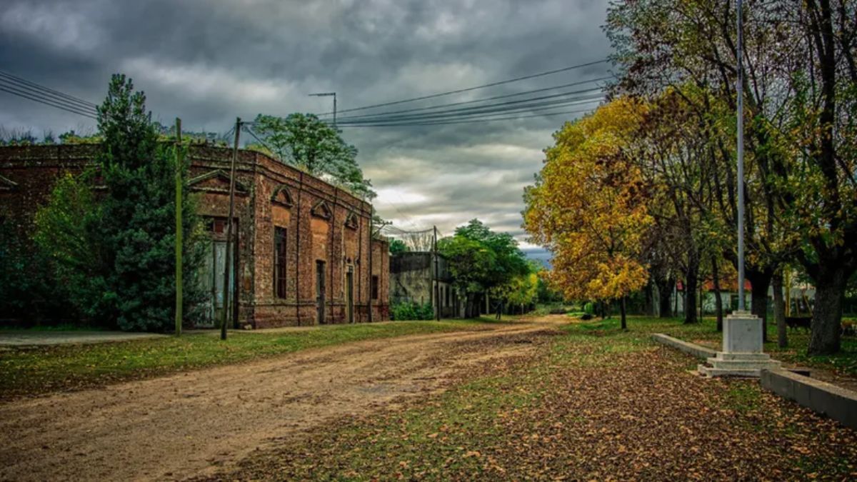 Las celebraciones tradicionales y el patrimonio hist&oacute;rico fortalecen el encanto del peque&ntilde;o pueblo bonaerense.
