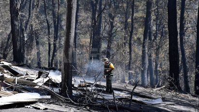 El sector más perjudicado es el Potrerillo Pueblo de Montaña, donde el fuego arrasó con 200 hectáreas y más de 50 viviendas.