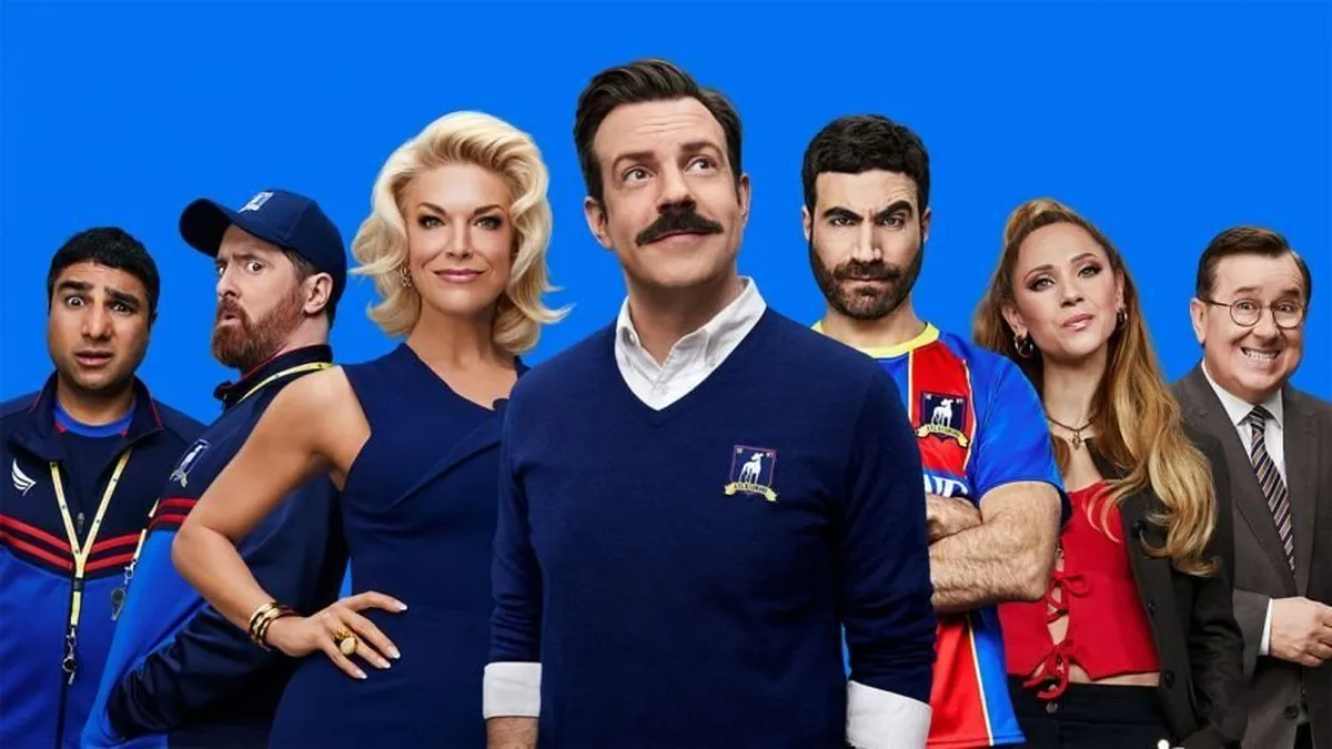 Ted Lasso, una serie de comedia, puede disfrutarse en Apple TV.