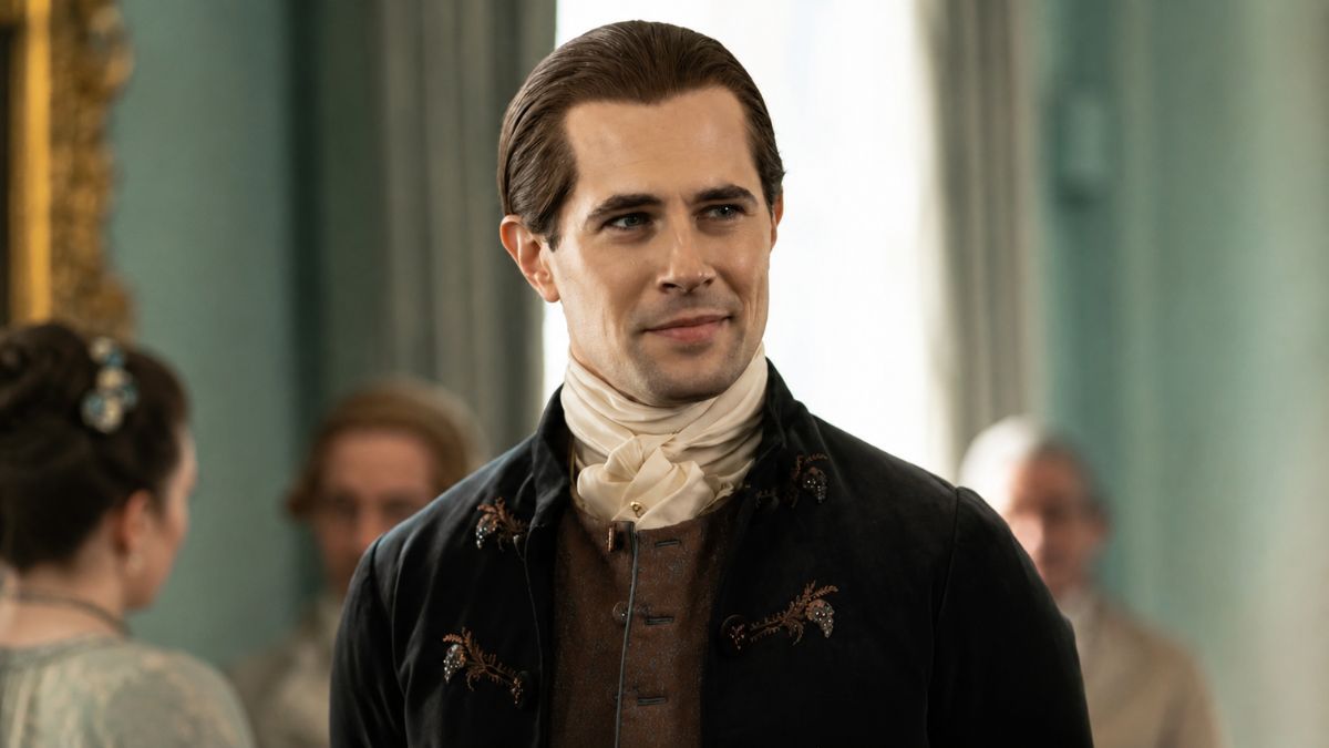 El personaje Lord John Grey podría tener su propia serie. El personaje Lord John Grey podría tener su propia serie.