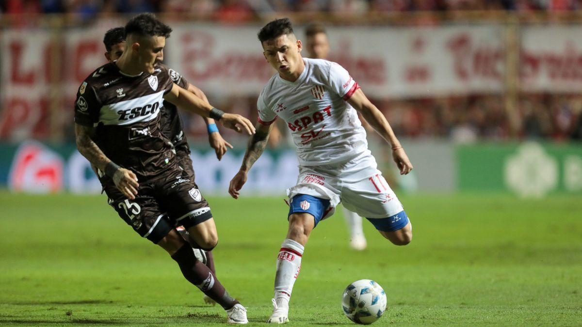 Unión igualó 0 a 0 ante Platense en el 15 de Abril y Miguel Torrén se retiró lesionado.