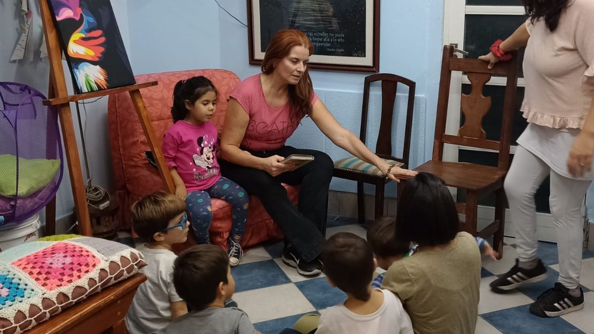 Hasta el momento, pasaron más de 32 profesionales voluntarios que brindaron su trabajo ad honorem. Hasta el momento, pasaron más de 32 profesionales voluntarios que brindaron su trabajo ad honorem.
