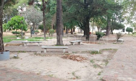 Las coloridas calles de la vecina ciudad lucen desoladas, la plaza vacía y el tránsito es prácticamente inexistente. Las coloridas calles de la vecina ciudad lucen desoladas, la plaza vacía y el tránsito es prácticamente inexistente.