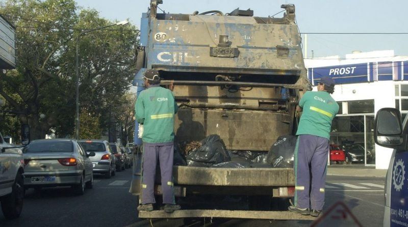 La recolección de residuos “a medias” en Santa Fe: Cliba de paro y Urbafe trabaja con normalidad