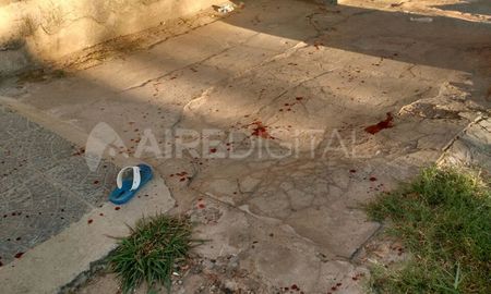 Escena del crimen. Los rastros de sangre que dejó el ataque. Escena del crimen. Los rastros de sangre que dejó el ataque.
